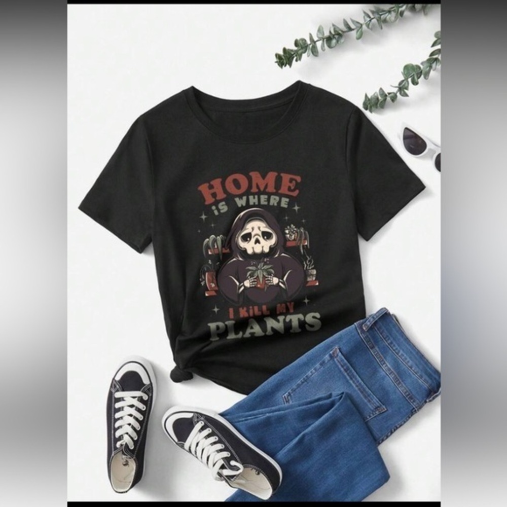 SHEIN || NWT Black “Home is Where I Kill My Plants” Tee (M)